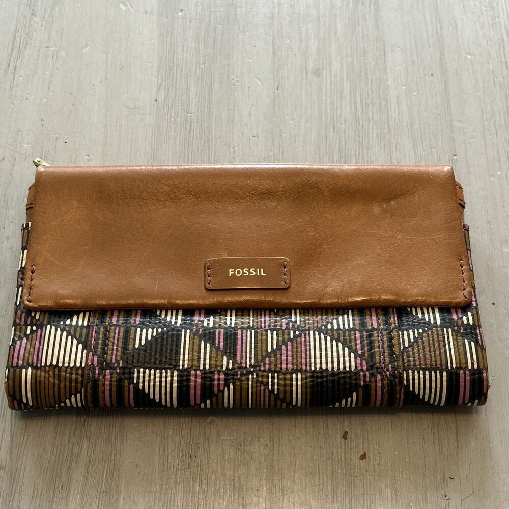 Fossil Ellis Cognac Brown Geometric Leather Multifunction Clutch Wallet